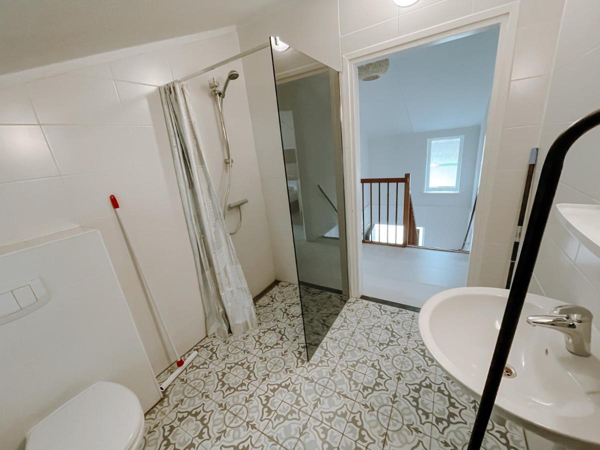 Luxus Familienvilla Mit Jacuzzi & Sauna 2 Tzummarum Exterior photo